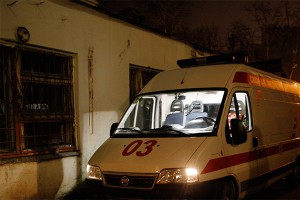 Школьница выпала из окна из-за селфи Школьница выпала из окна из-за селфи