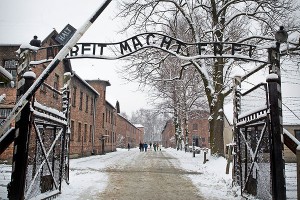 Главу еврейской общины заперли в Освенциме Главу еврейской общины заперли в Освенциме