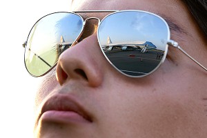 Ученые научили очки моментально темнеть Ученые научили очки моментально темнеть