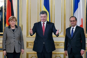 Порошенко нарушил протокол на переговорах Порошенко нарушил протокол на переговорах