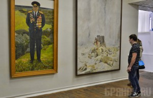 В художественном музее начала работу «победная» выставка