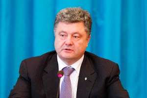 Порошенко одобрил мирный план по Донбассу Порошенко одобрил мирный план по Донбассу