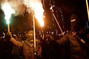 Активисты "евромайдана" избили журналистов Активисты "евромайдана" избили журналистов