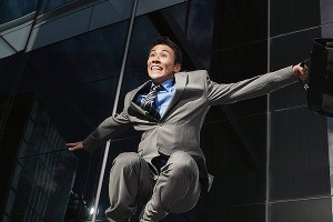 Японцы измеряют уровень счастья работников Японцы измеряют уровень счастья работников