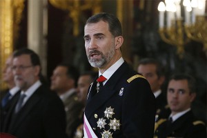 Король Испании урезал себе зарплату Король Испании урезал себе зарплату