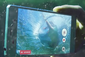 Подводный смартфон назвали гаджетом года Подводный смартфон назвали гаджетом года