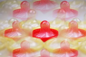 Россияне массово скупают презервативы Россияне массово скупают презервативы