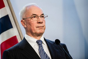 Азаров назвал Кличко и Яценюка клоунами Азаров назвал Кличко и Яценюка клоунами