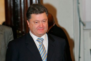 Журналиста выгнали за вопрос Порошенко Журналиста выгнали за вопрос Порошенко