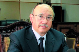 Главу Дербента подозревают в коррупции Главу Дербента подозревают в коррупции