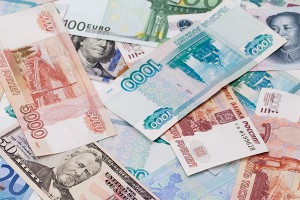 Россияне променяли рубль на доллар Россияне променяли рубль на доллар