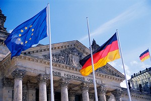 Германии предложили покинуть еврозону Германии предложили покинуть еврозону