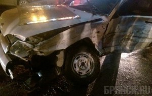 В Брянске 23 февраля три человека пострадали в автоаварии Фото: vk.com