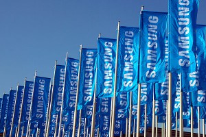 Samsung заморозила зарплаты сотрудников Samsung заморозила зарплаты сотрудников