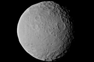 На карликовой планете найден источник света На карликовой планете найден источник света