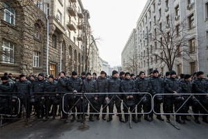 Аваков оправдался за бульдозеры у Нацбанка Аваков оправдался за бульдозеры у Нацбанка