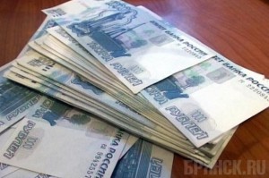 Смоляне отобрали у дятьковских стариков 400 тысяч рублей