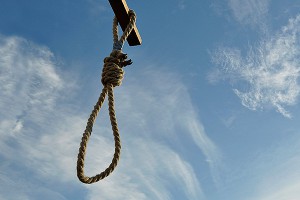 Мужчина повесился после психотренинга Мужчина повесился после психотренинга