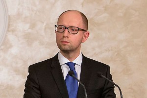 СМИ: Яценюк собрался бежать в Канаду СМИ: Яценюк собрался бежать в Канаду