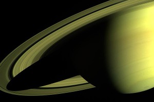 В горячем океане Сатурна найдена жизнь В горячем океане Сатурна найдена жизнь