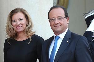 Бывшая подруга дала пощечину за Олланда Бывшая подруга дала пощечину за Олланда