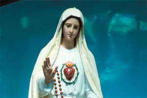 В Малайзии заплакала статуэтка Девы Марии В Малайзии заплакала статуэтка Девы Марии