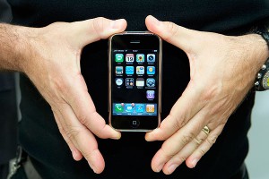 Пользователи iPhone могут вернуть старые iOS Пользователи iPhone могут вернуть старые iOS