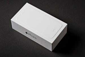 Apple  Android-  iPhone