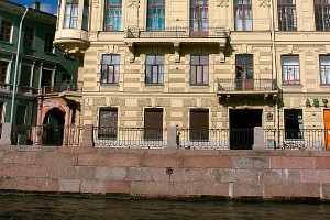 Центр Санкт-Петербурга стремительно пустеет Центр Санкт-Петербурга стремительно пустеет