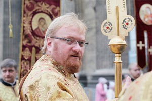 Милонов разглядел в депутате дьявола Милонов разглядел в депутате дьявола