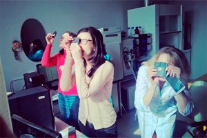 Россияне увидели солнечное затмение Россияне увидели солнечное затмение