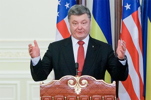 Порошенко оправдался за маневры с США Порошенко оправдался за маневры с США