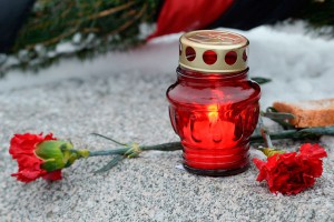 Полицейский искал клиентов ритуальному бюро Полицейский искал клиентов ритуальному бюро