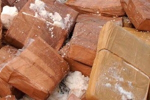 Банду качков задержали за торговлю героином Банду качков задержали за торговлю героином