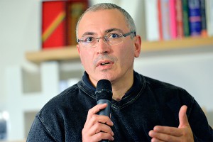 Альбац встала на пути Ходорковского Альбац встала на пути Ходорковского