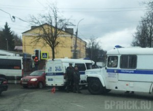 В Брянске полицейская машина попала в ДТП Фото: vk.com