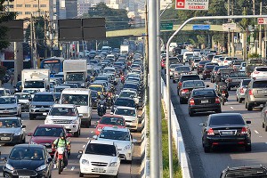 Американка родила в пробке из-за Обамы Американка родила в пробке из-за Обамы