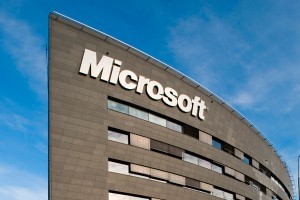 Microsoft уволила 18 тысяч сотрудников Microsoft уволила 18 тысяч сотрудников