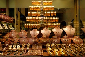 Ювелиров в Лондоне ограбили на $149 миллионов Ювелиров в Лондоне ограбили на $149 миллионов