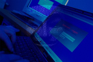 США обвинили россиян в атаке на Белый дом США обвинили россиян в атаке на Белый дом