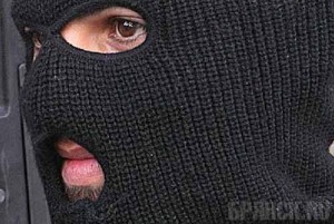 Четверо в масках совершили налет на магазин в Клинцах