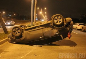 Устроив гонки с полицией, пьяный лихач попал в ДТП