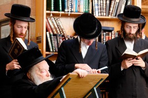 Крымские евреи просят снять санкции Крымские евреи просят снять санкции