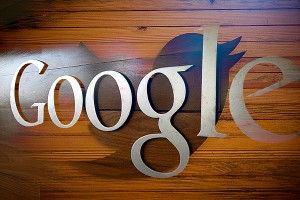 Twitter спасается от поглощения Google Twitter спасается от поглощения Google