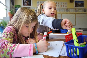 У матерей хотят забрать детские деньги У матерей хотят забрать детские деньги