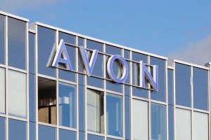 Avon может продать свой бизнес Avon может продать свой бизнес