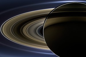 Разгадана удивительная тайна колец Сатурна Разгадана удивительная тайна колец Сатурна