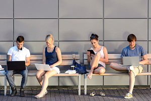 2,5 миллиона россиян "подсели" на интернет 2,5 миллиона россиян "подсели" на интернет