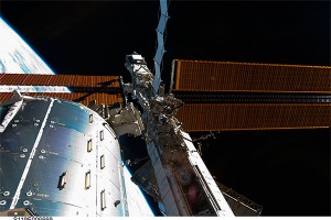 МКС спасли от столкновения со спутником МКС спасли от столкновения со спутником