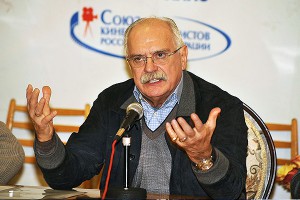 Фастфуду Михалкова помогут всем миром Фастфуду Михалкова помогут всем миром